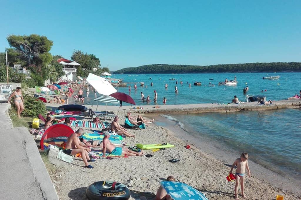 Ribaric Villa Banjol Exteriör bild